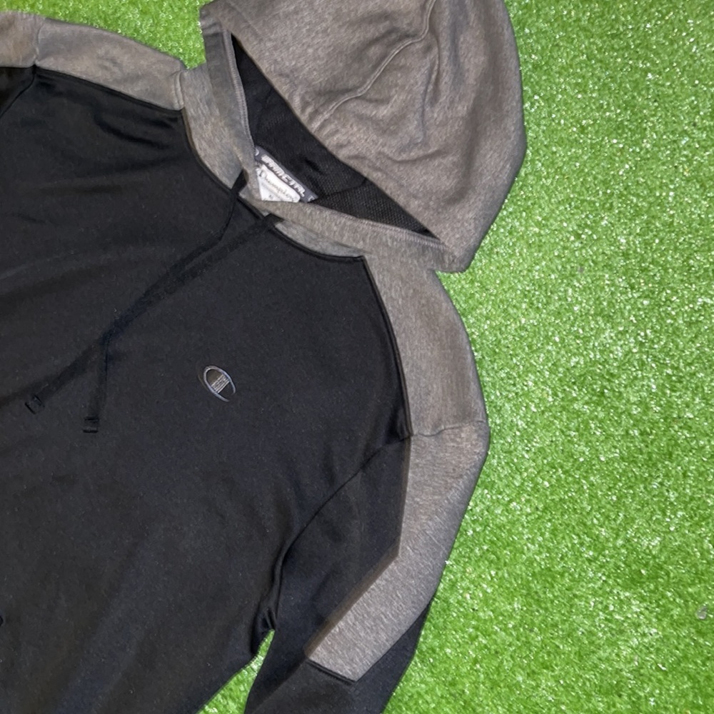 Champion Men’s Hoodie(USED) - Picture 2 of 7